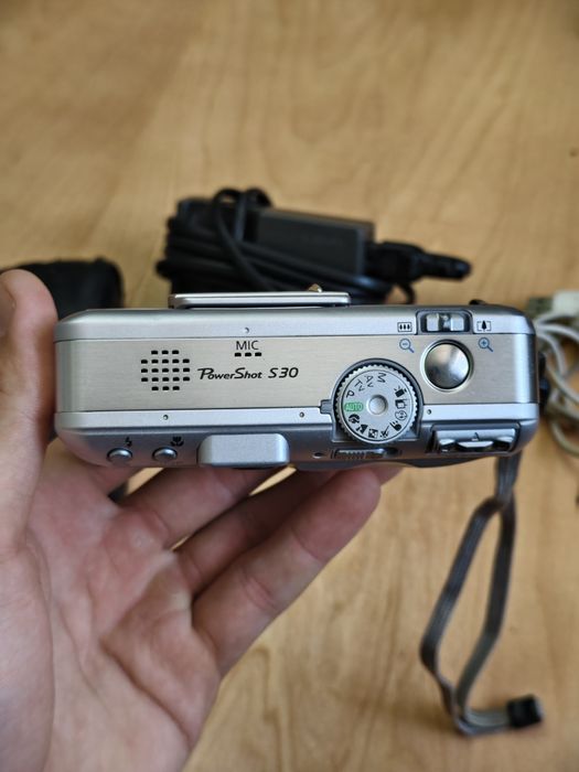 Canon PowerShot s30 мыльница