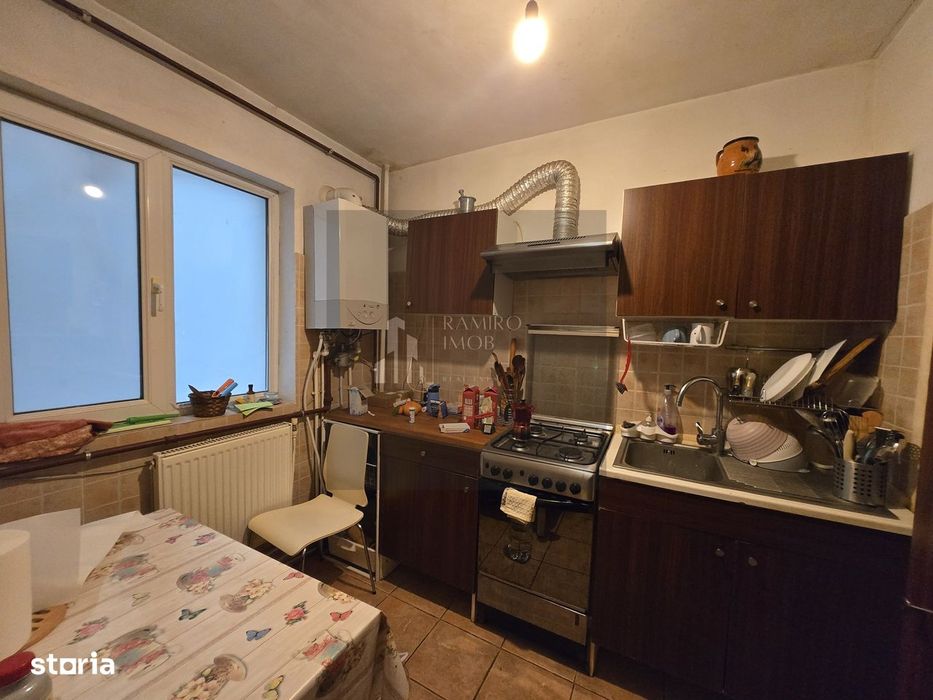 Apartament 3 camere 70m decomandat centrala Prel. Ferentari -Vadul Nou