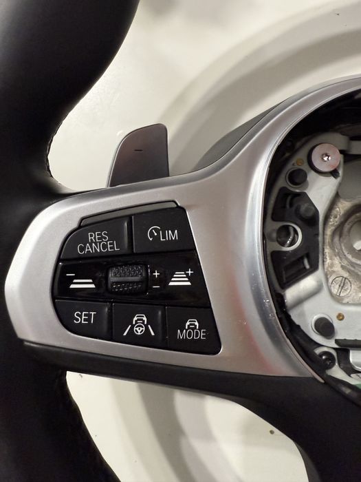 Volan G30/G31/G15/G16/G11/G12 Stare Ca Nou original Cu INCALZIRE