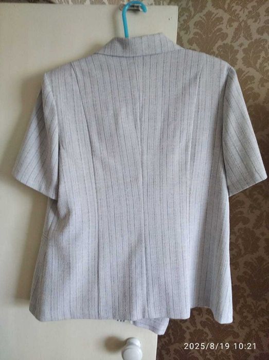 Брючный костюм, р. 52