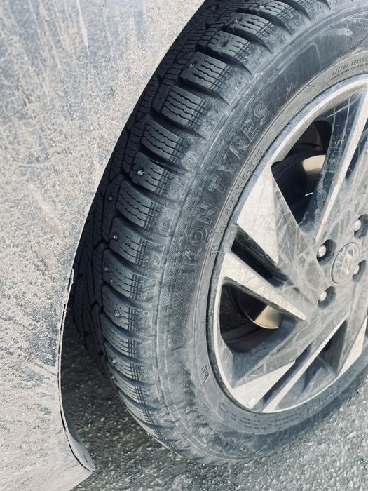 Продам зимние шины 195/55 R16