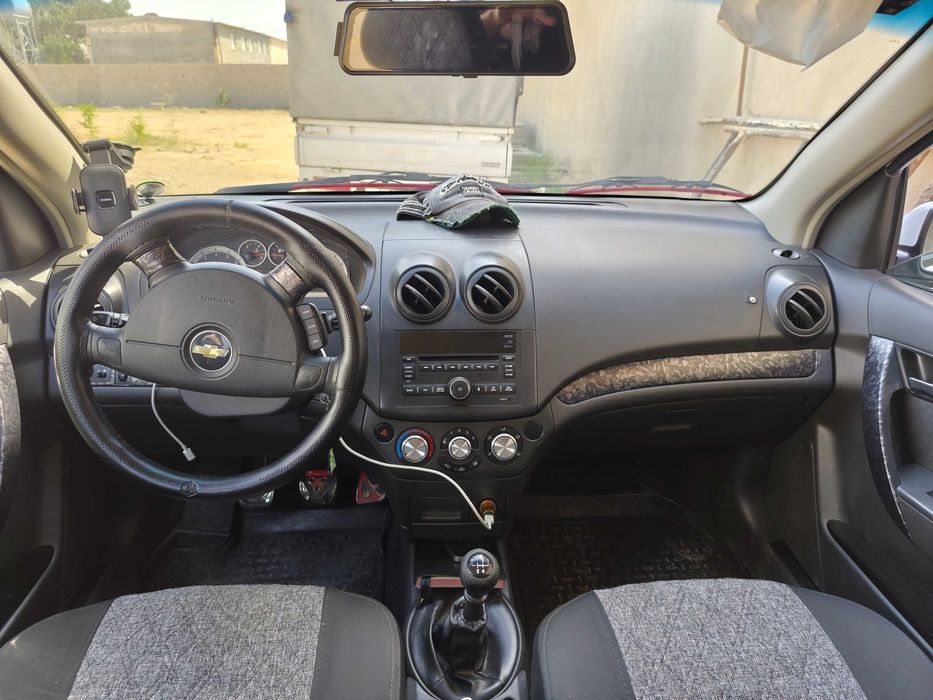 Продается nexia 3