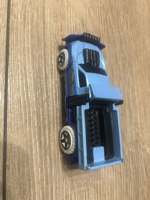 Количка hotwheels