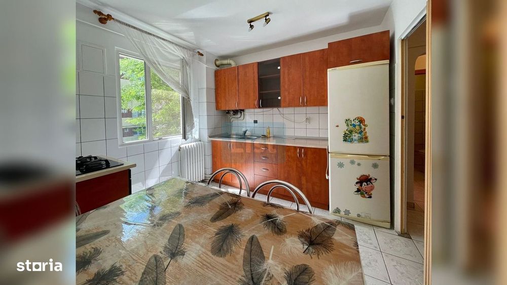Apartament de vânzare – 3 camere, etaj 1, Micro III