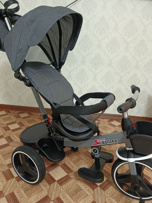 Велосипед трёхколёсный