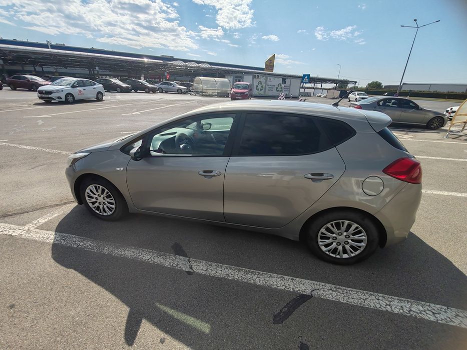 Kia Ceed 1.4 CRDi 2013 | 238.000 km | Distribuție + frâne făcute + ulei si filtre