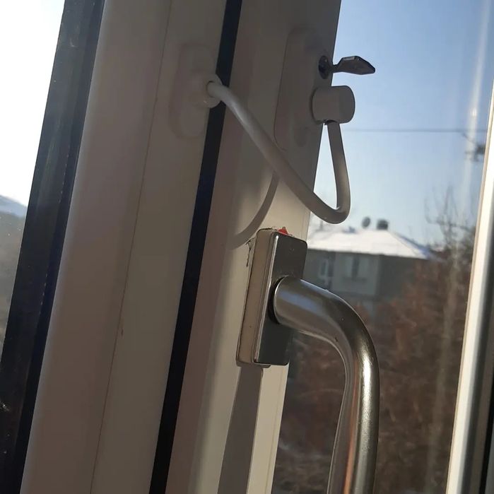 Ремонт окна, замена уплотнителей, замена стекла