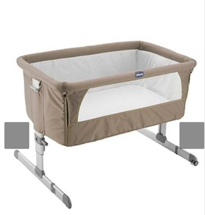 Бебешка кошара next to me