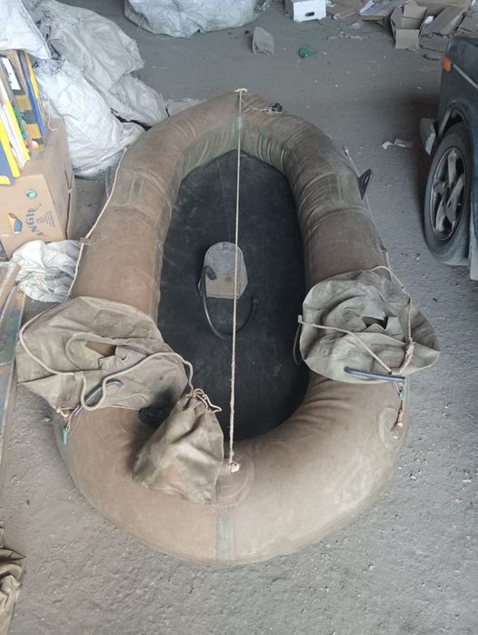 Продам надувной лодку