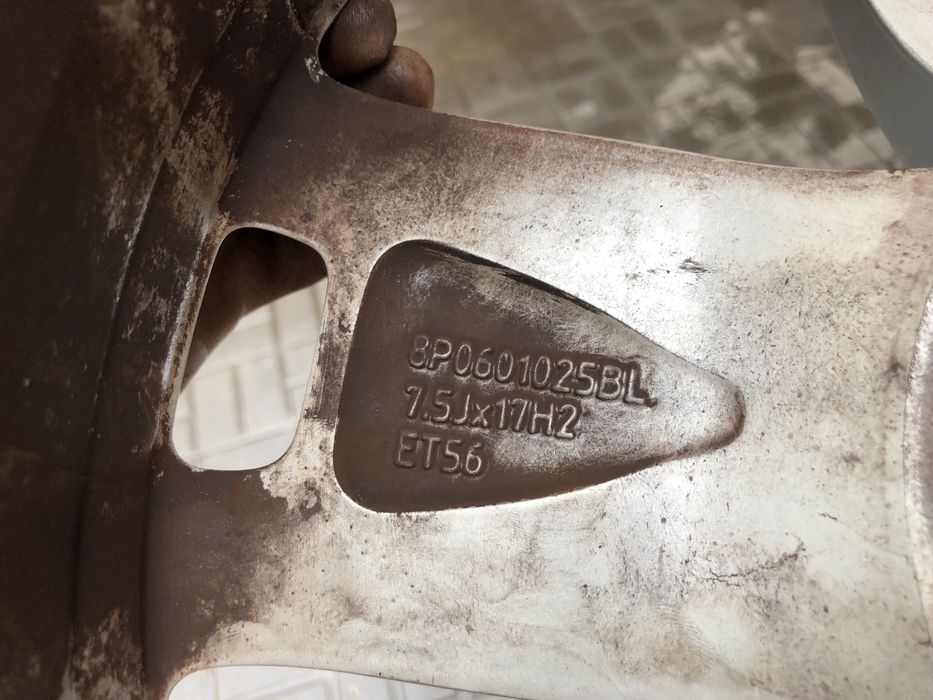 Диски на Ауди оригинальные