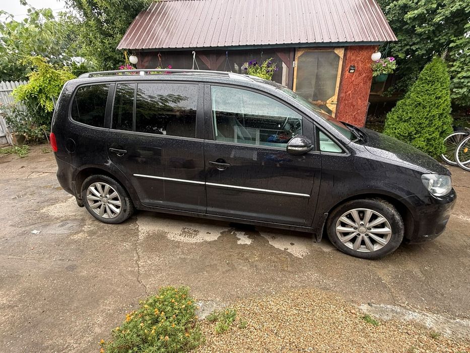 VOLKSWAGEN Touran 2010 — imagine 5