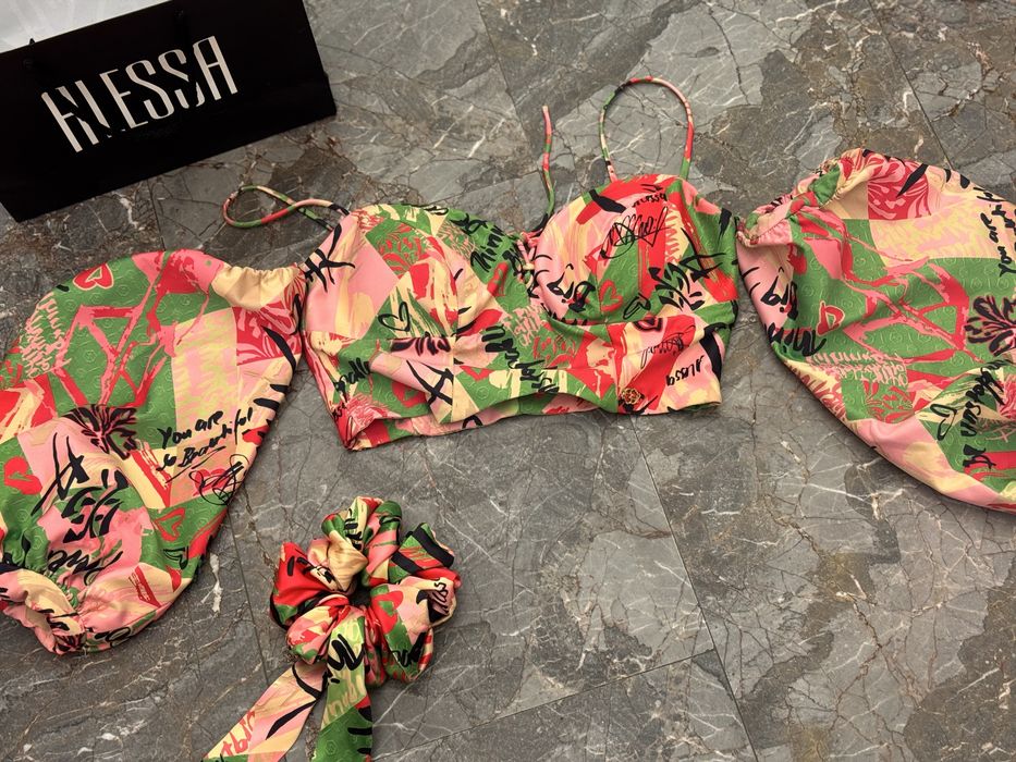 Цветен топ и скрънчи с панделка Alessa