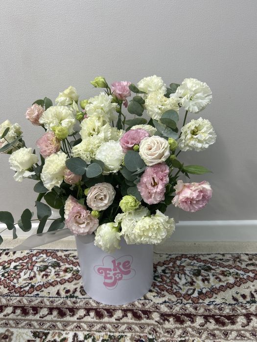 Сыйлыққа келген гүл