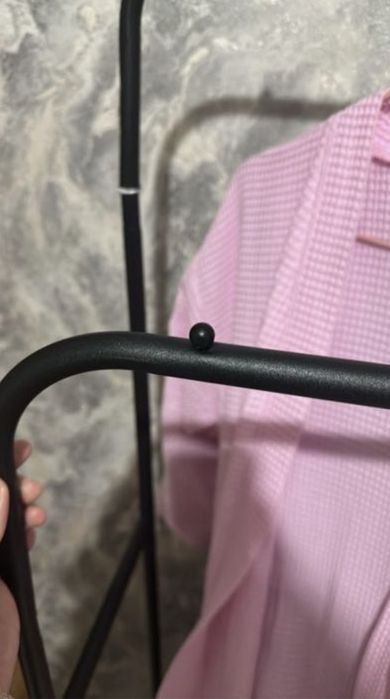 Наполная вешалка