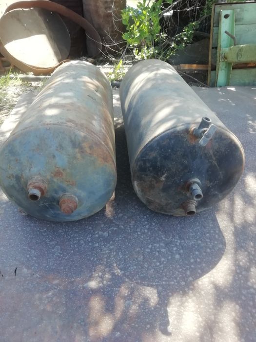 Продам деловой металл бочки и фляги.