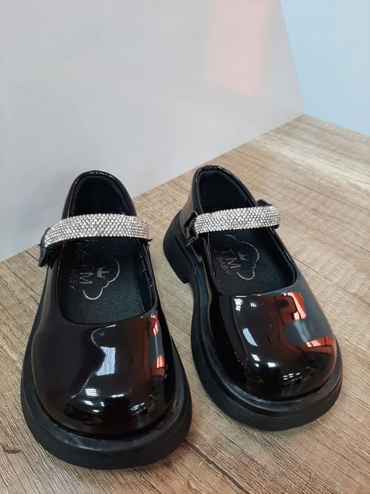 Продам б/у туфли