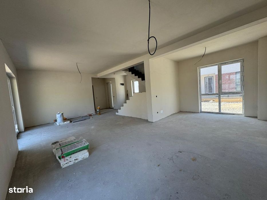 Unitate Duplex | PARC PRIVAT | Zona Tauti