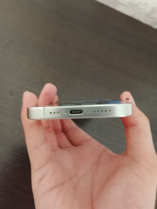 Iphone 15pro 256gb 94akb