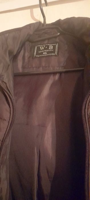 Vînd,haină de fîs,cu glugă, 50-52