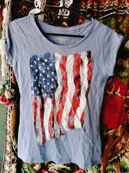 Tricou casual de damă FB Sister – Albastru deschis / Bleu cu imprimeu steagul SUA, Mărime XS