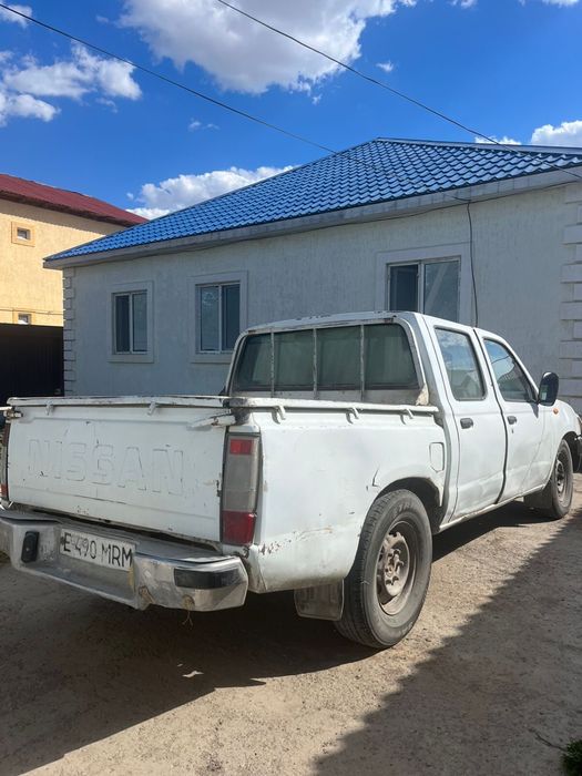 Ниссан Пикап Продается