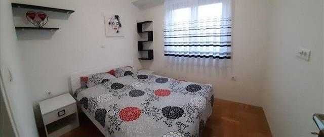 Дава се под наем Двустаен апартамент в Пловдив, Изгрев - 55 кв.м за 158.1 € - Снимка #6