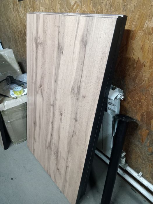 Продам стол новый без ножек