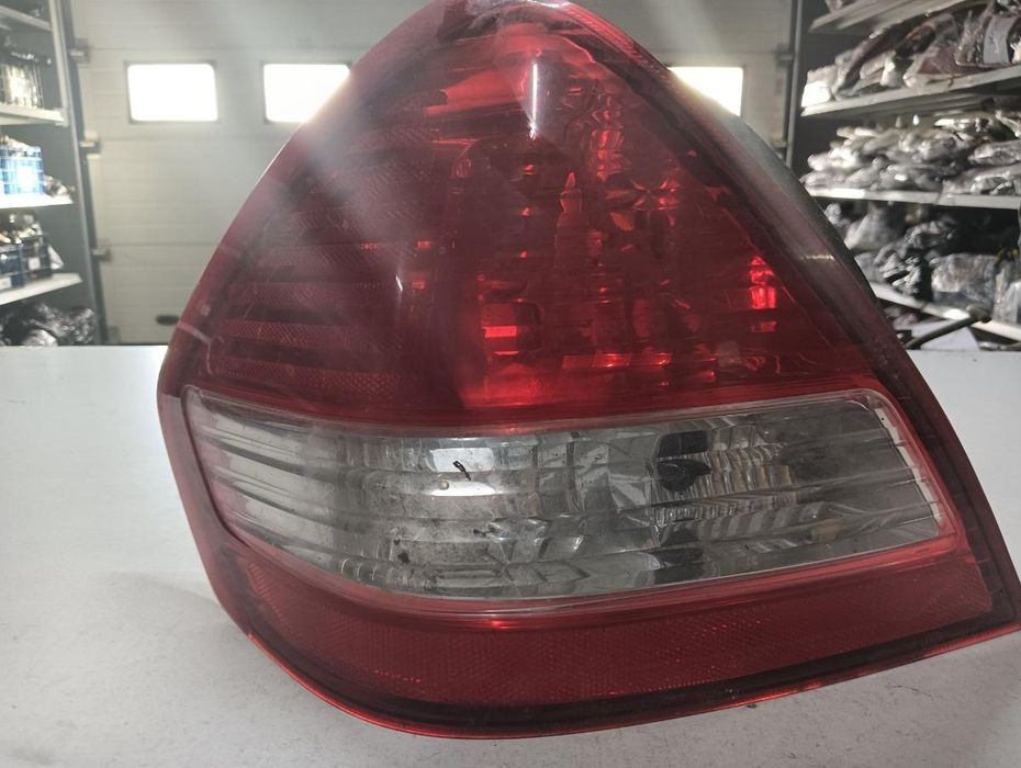 Stopuri Dreapta Spate Nissan Tiida Saloon C11 2004 - 2013 1.6 Hr16De