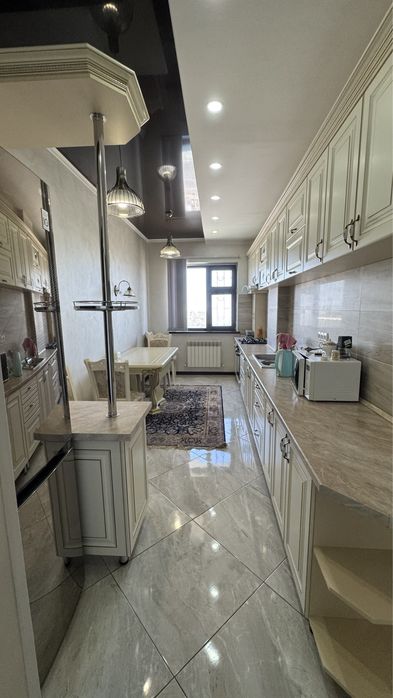 Продам 3-х комнатную квартиру