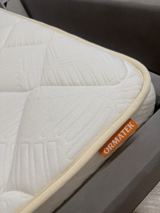 Продам кровать 90*200 и 100*200