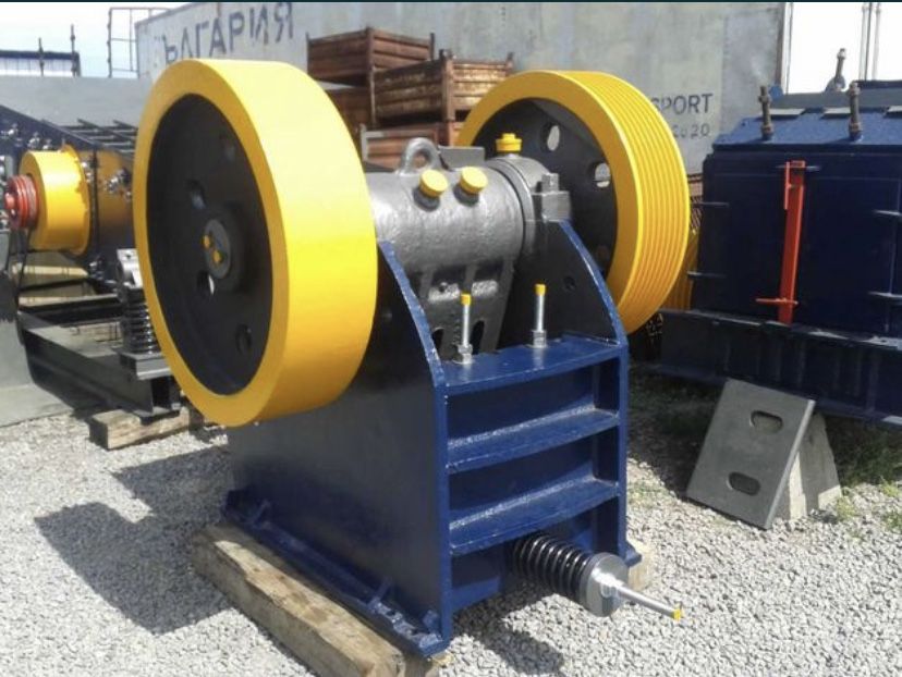 челюстна трошачка ОМ / 600х400/ мм