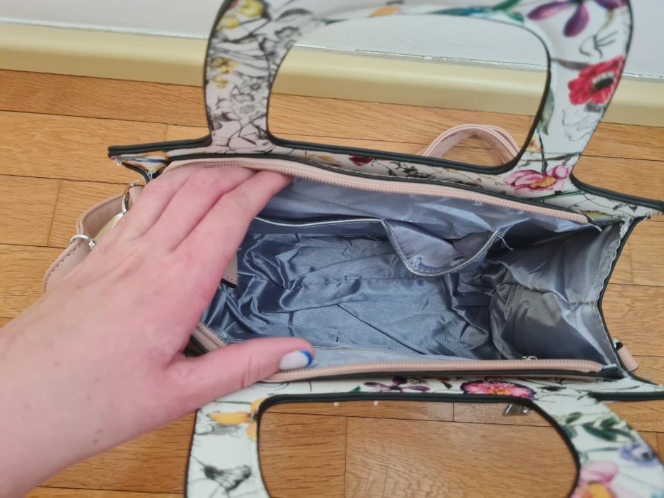 Чанта на цветя(бял)