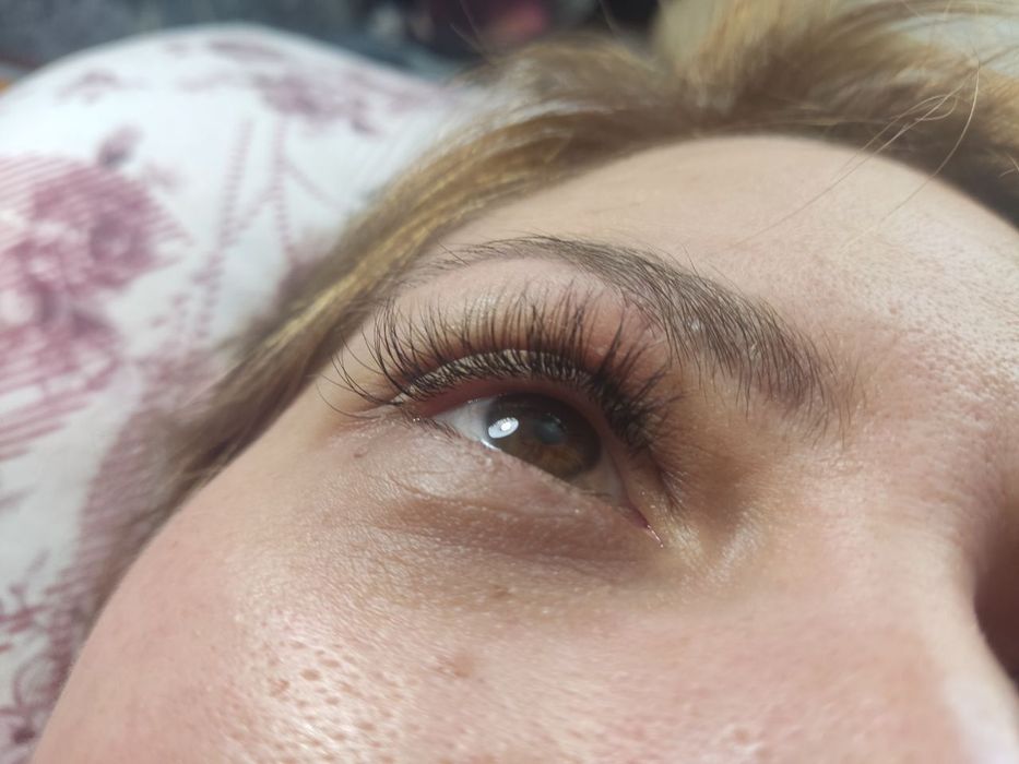 Наращивание ресниц