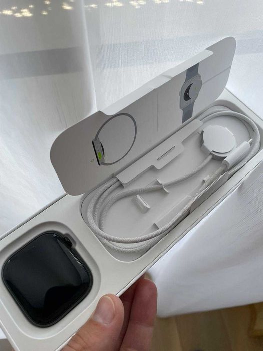 Apple Watch 10 GPS, JetBlack Aluminium 46mm Banda Sport S/M folosit