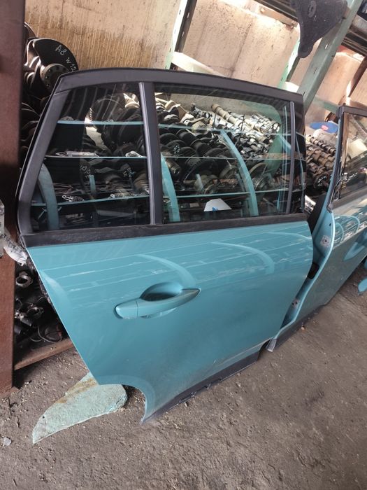 Врати Fiat 600 2025г Фиат 600 2025 г цвят 959