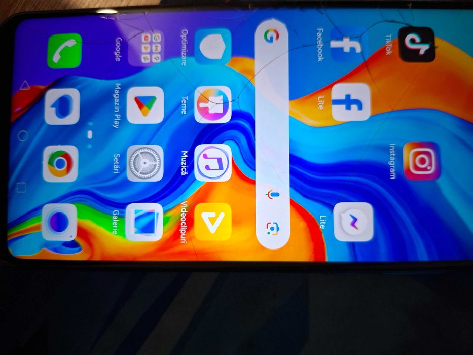 Vînd huawei p20 lite