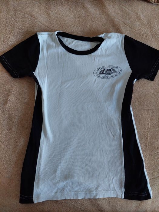 Училищни униформи