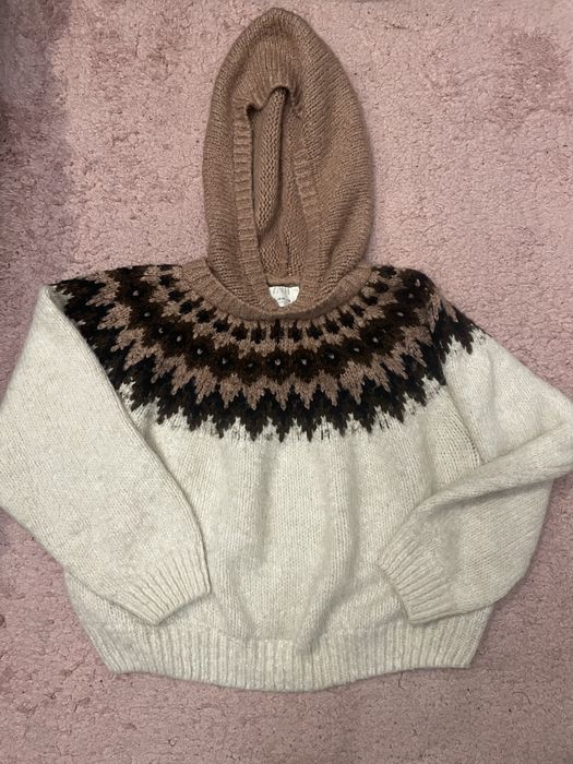 Пуловери на Зара, Бершка и др. - 18 лв- чифт