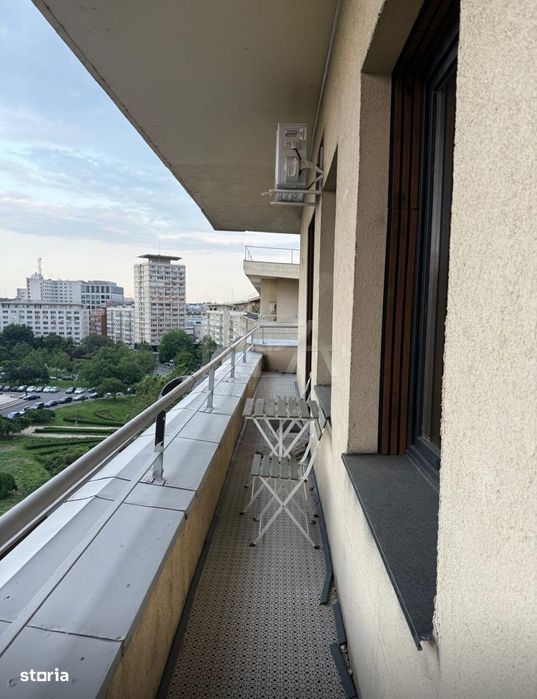 2 Camere-Decomandat-  Ion Campineanu/Sala Palatului/Ideal Pentru Inves