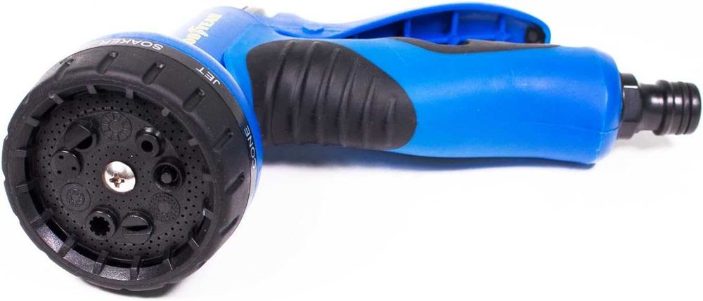 Продавам чисто нов градински маркуч Goodyear – 15 метра, латексов (разтегателен), с аксесоари