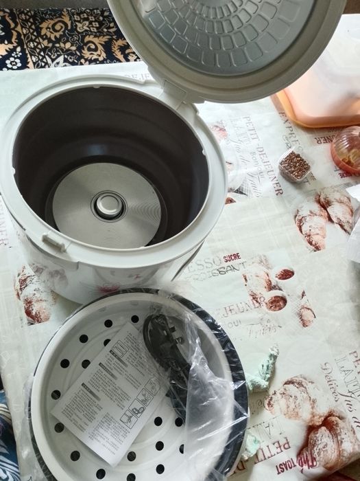 Продам рисоварку