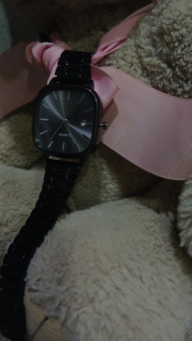 Черные Quartz часы