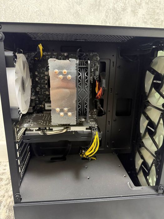 Продаю Кейс I5 12400F