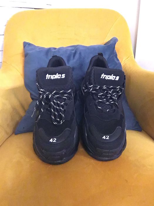 Adidași noi nouți,nepurtati!