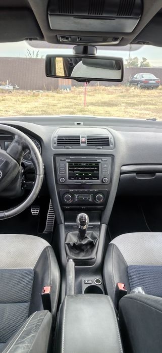 SKODA Octavia 2012 — imagine 5