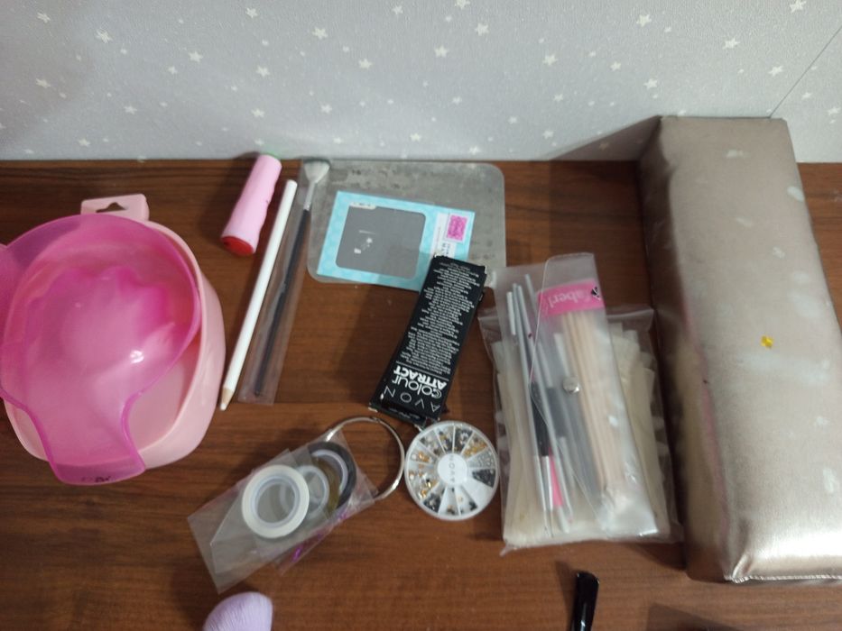 Продам набор для маникюра