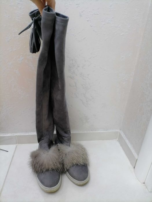 Чизми с естествен пух