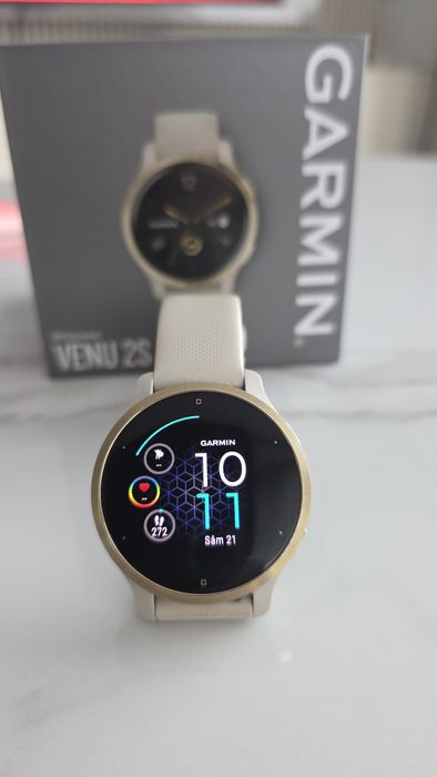 Garmin Venu 2S – Rose Gold & Light Sand