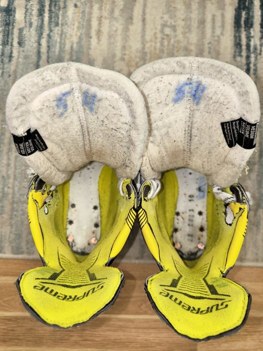 Коньки хоккейные