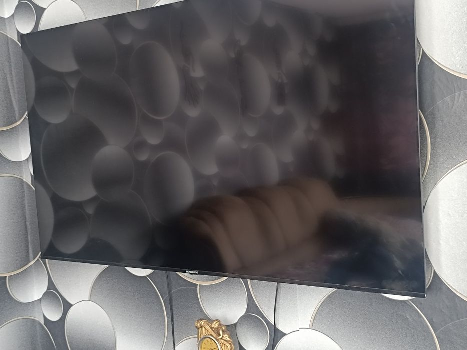Продам телевизор LG диагональ 101